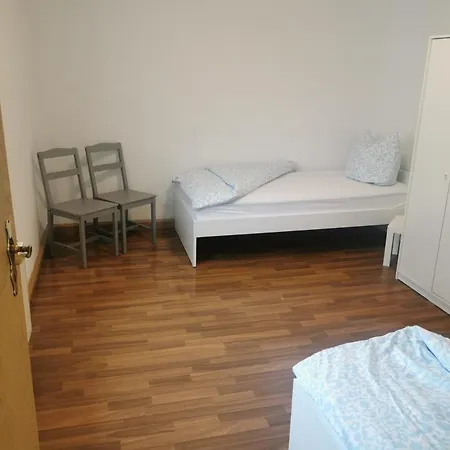 Appartement Und Monteurzimmer Braunsbedra