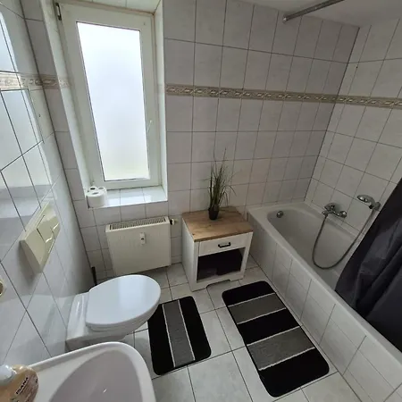 Апартаменты Monteurzimmer Und Bei Leuna, Halle, Leipzig